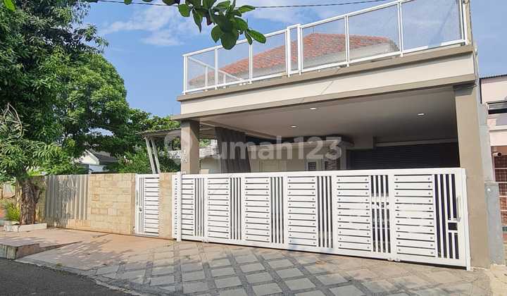 Rumah Mewah Bagus Di Grand Taruma Karawang Semi Furnished SHM 1