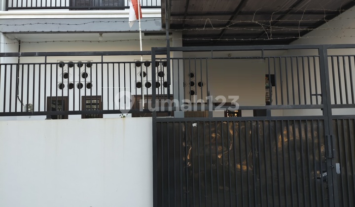 Sewa Cepat Rumah Harapan Indah Bekasi nan 2 lantai (C0745)