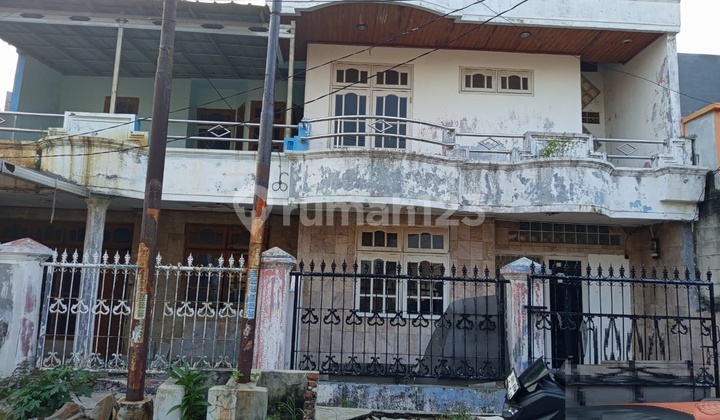 Rumah Bagus Unfurnished SHM Medan Satria, Bekasi C0445 1