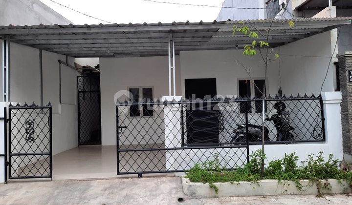 Sewa Cepat Rumah pertahun dikota harapan indah bekasi (C0744)