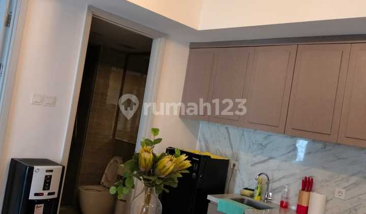 Apartmen La Viz Pakuwon Mall Furnish Modern Mewah