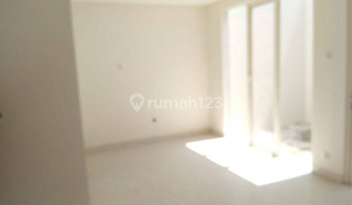 Rumah Bagus di Perumahan Grand Pakuwon, Jl. Banjar Sugihan 1, Banjar Sugihan, Tandes, Kota Surabaya, Jawa Timur, Indonesia, 60185, Tandes 2
