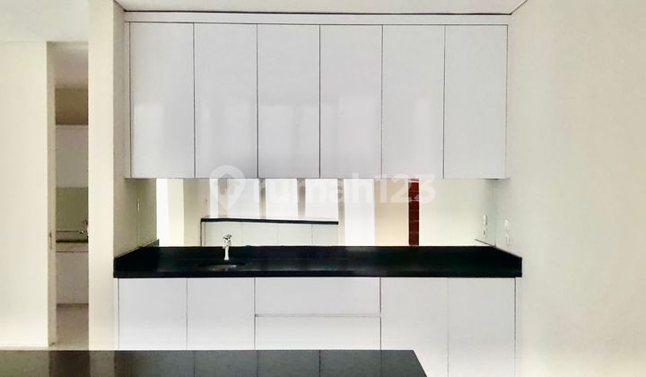 Ready-to-Occupy House in Citraland Grand Eastwood Semi-Furnished 2