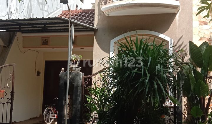 Rumah di Daerah Diponegoro Cocok untuk Mess Pegawai Kantor Rumah di Daerah Diponegoro Cocok untuk Mess Pegawai Kantor