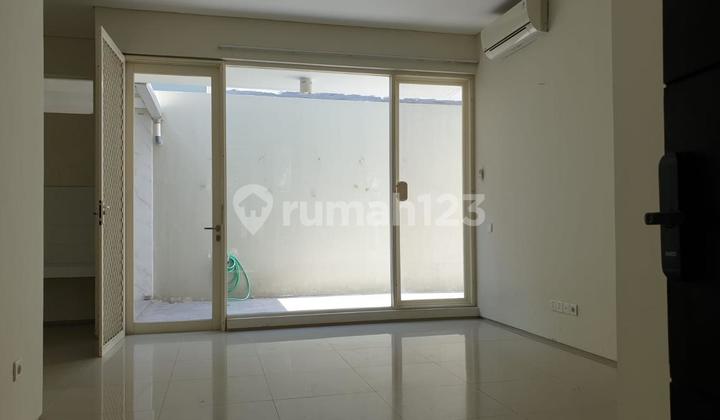 Nice House with AC, Affordable Price in Citraland Pelican Hill 2