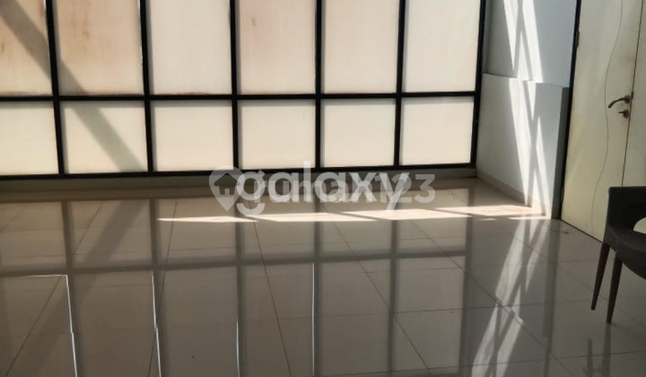 Brand new warehouse zero road strategic location.