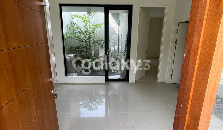 2-story ready-to-occupy house in Northwest Citra Land