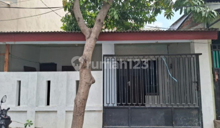 Ready-to-Occupy House in Benowo, West Surabaya