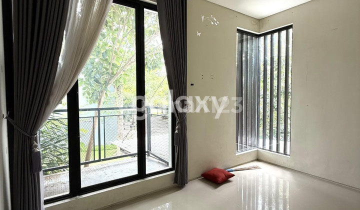 A 2-story ready-to-occupy house in North West Citra Land, West Surabaya 2