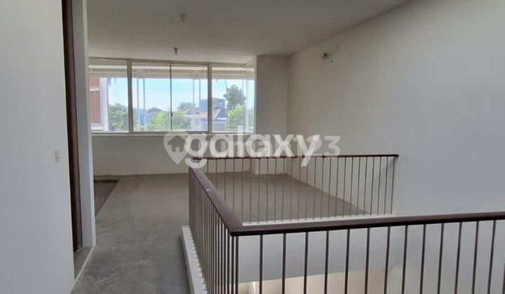 A 3-story ready-to-use shophouse in Graha Natura near Citra Land West Surabaya. A 3-story ready-to-use shophouse in Graha Natura near Citra Land West Surabaya.