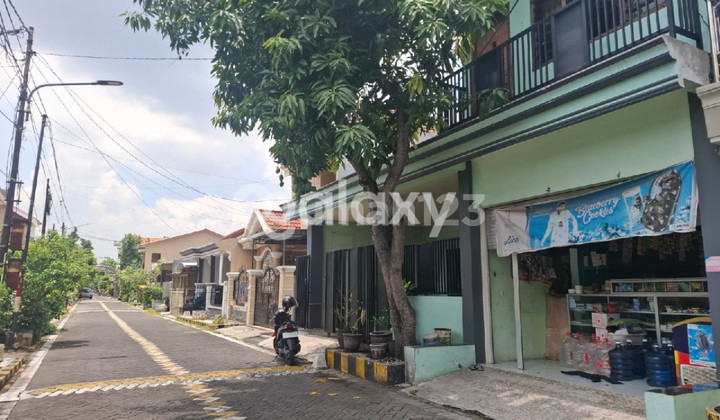 Rumah 2 lantai siap huni di lidah kulon lakarsantri wiyung surabaya barat Rumah 2 lantai siap huni di lidah kulon lakarsantri wiyung surabaya barat