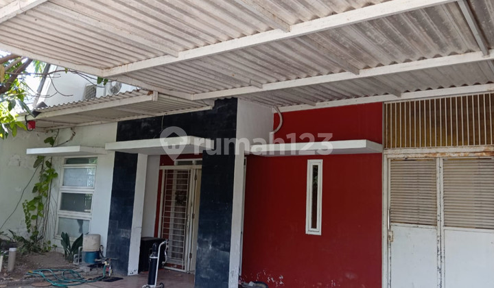 Ready-to-Occupy Row House with 3-Car Access in Benowo Pakal Sememi, West Surabaya 2