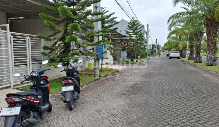 Ready-to-Occupy House in Puri Safira, Menganti, West Gresik, Surabaya