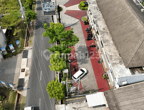 2-story Shop House with 145 M2 Building Area in Palagan, Suitable for Office or Business 2