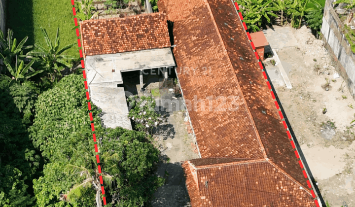 Spacious Warehouse With Employee Mess On Cendrawasih Street, Maguwoharjo Spacious Warehouse With Employee Mess On Cendrawasih Street, Maguwoharjo