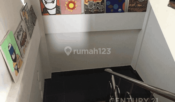 Rumah Mewah 2 Lantai Akses Mudah Di Sorosutan 2