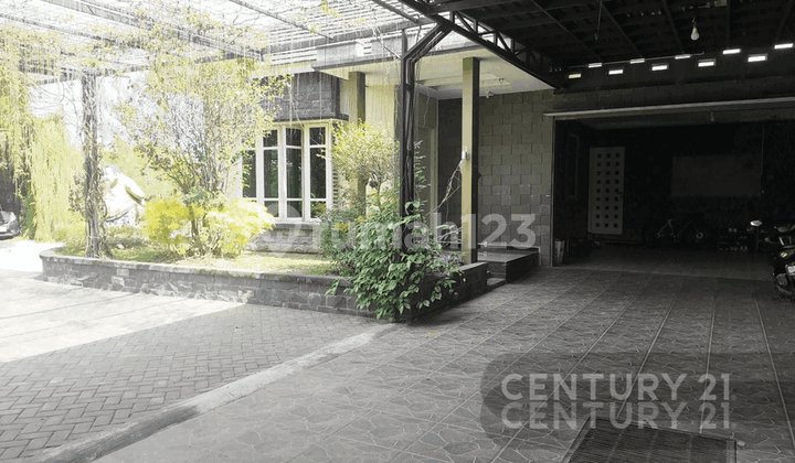 Tanah Dan Bangunan Dekat Rumah Sakit UII Bantul