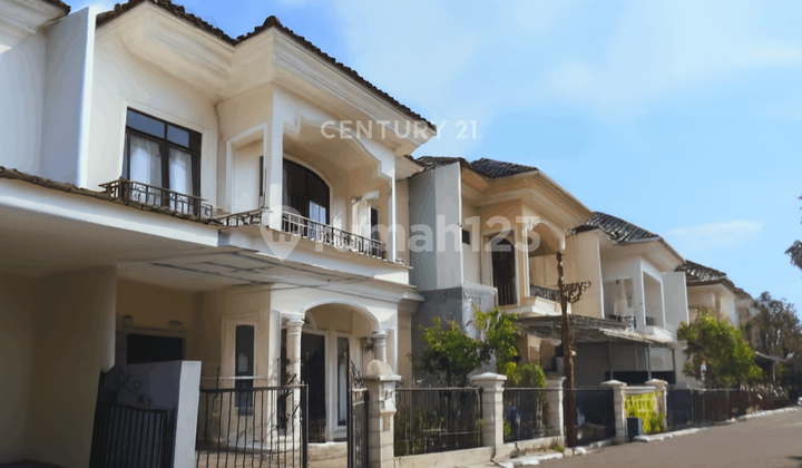 Rumah 2Lt Dg One Gate System Di Belakang Mirota Kampus Jl Godean 1