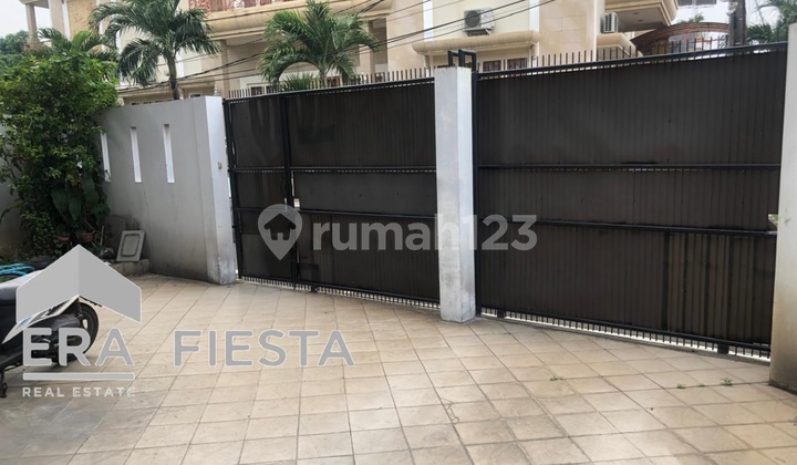 Rumah Dijual - Kosambi Baru Hoek 2.5 Lantai