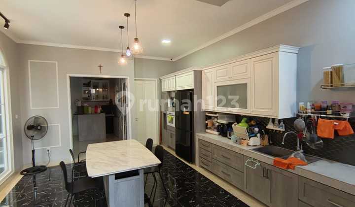 Dijual Full Furnish Rumah Alicante Gading Serpong