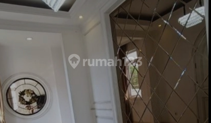 Rumah Mewah Bergaya American Classic Style - Modernland Tangerang 2