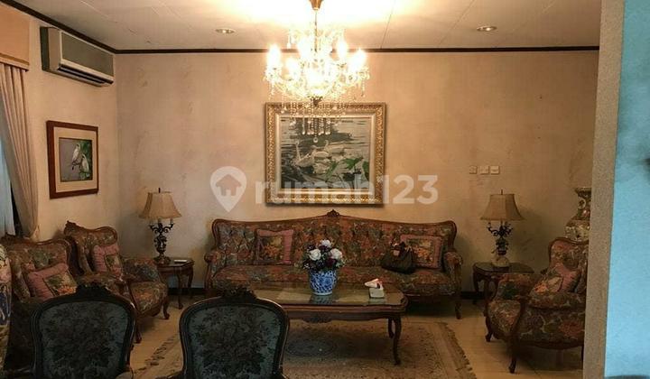 Dijual rumah tua di jalan kencana indah, Dijual rumah tua di jalan kencana indah,