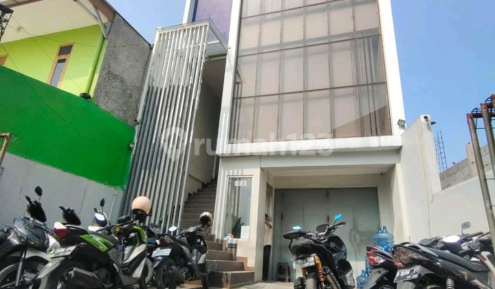 Pharmindo Melong Kantor + Workshop / Gudang Shm3,5lt. Lm7mtr Lift1 Car2 Km5 16500watt Utara