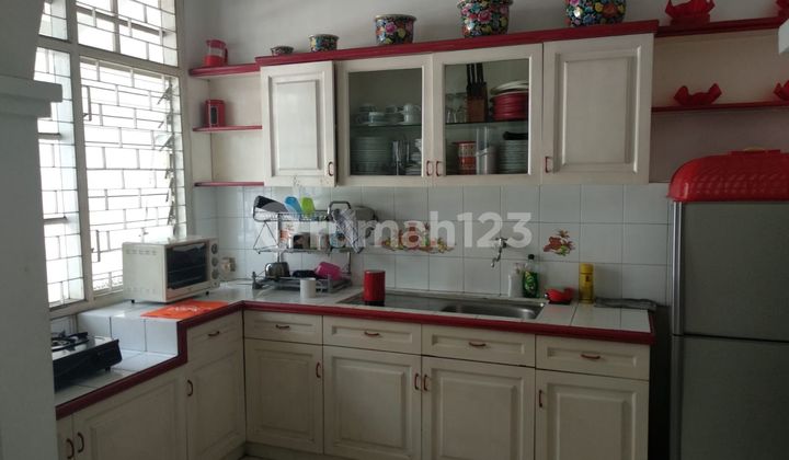 Cihampelas Getaway Furnished 5 Bedrooms 2 Bathrooms 2 Cars Garage 1 Ready to Occupy