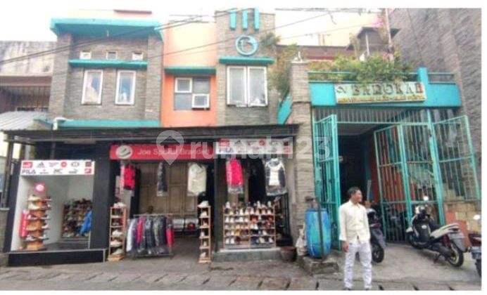 Cibeunying, Land Area 277 m², Building Area 513 m², 2.7 million/year, 2-story Certificate of Ownership. 3 Bedrooms, 4 Bathrooms, Kiosk for Rent, Auction 1