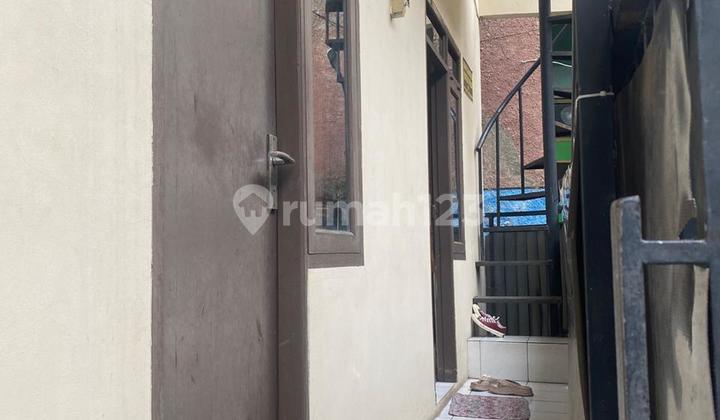 Kos2 An Di Sukajadi 6 Rooms Code 11-41 Land/Building Area 28/56 2