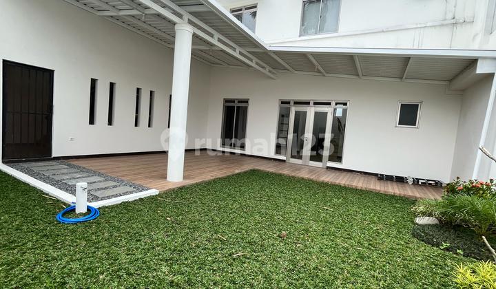 House D Kbp Tatar Ratnasasih Has Spacious Back Garden 5BR Area300 Land350 Rtn3