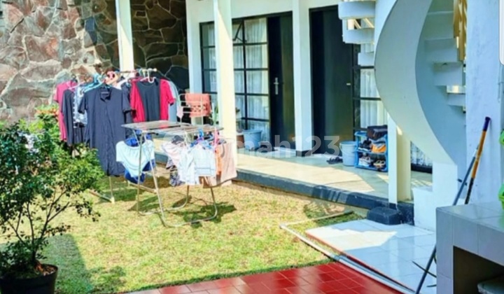 Rumah Belanda Heritage Kls C 4Kt dan Kost2 An 10Kt di Jl Cipunagara Lt607 Lb497 Kost 1270