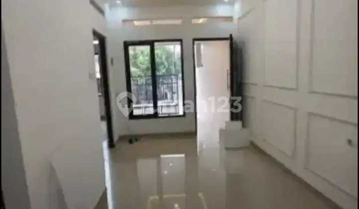 Baru Shm2lt. Kt4 Km3 Minimalis Jarang Ada