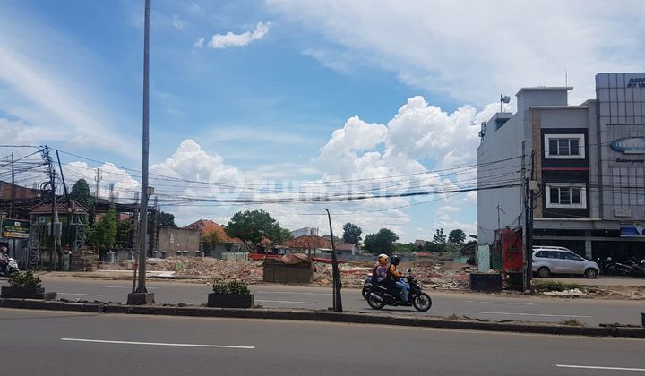 Lot Suitable for Business Located by the Side of Serpong BSD Main Road Lot Suitable for Business Located by the Side of Serpong BSD Main Road