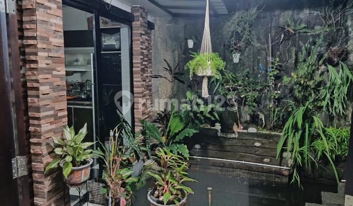 RUMAH BAGUS SIAP HUNI POSISI HOEK DI KENCANA LOKA BSD 2