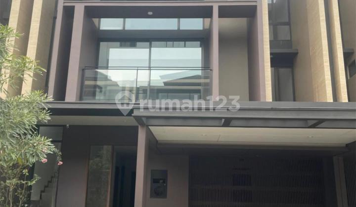 SEWA/JUAL RUMAH CANTIK DI ZORA KANADE, BSD