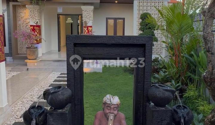 Luxurious 1-Story House in Batanghari Renon Denpasar Full Interior