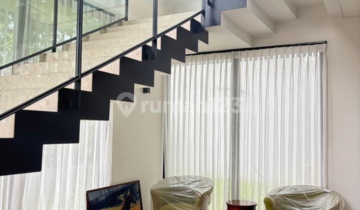 Luxury Home Lyndon Navapark BSD 3 Floors + Elevator Fully Furnished