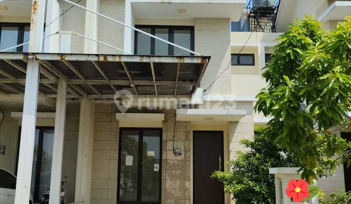 For Rent 2-Story House in Green Ara, Bekasi