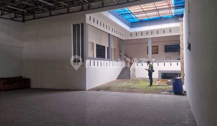 For Rent: Ex-Workshop Building in Kranji, West Bekasi, Bekasi.