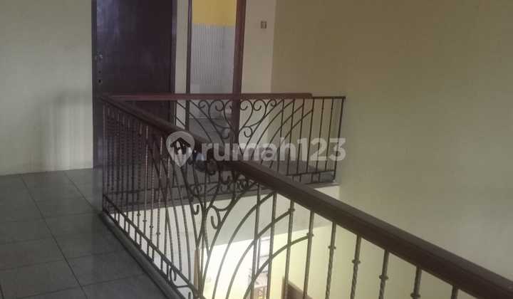 Disewakan Rumah Di Jalan Palbatu Jakarta Selatan 2
