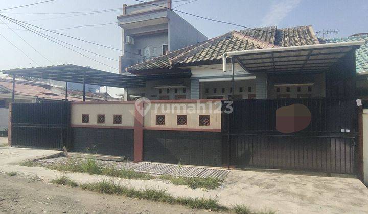 Disewakan Rumah Di Harapan Indah Bekasi 1
