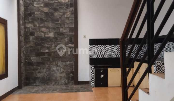 For Rent House in Aralia Cluster, Harapan Indah, Bekasi 2