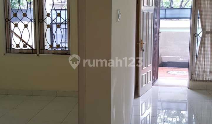 For Rent Ready-to-Live-in House in Harapan Indah 1 Bekasi
