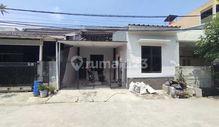 Dijual Rumah Baru Renovasi di Boulevard Hijau Harapan Indah Bekasi Dijual Rumah Baru Renovasi di Boulevard Hijau Harapan Indah Bekasi