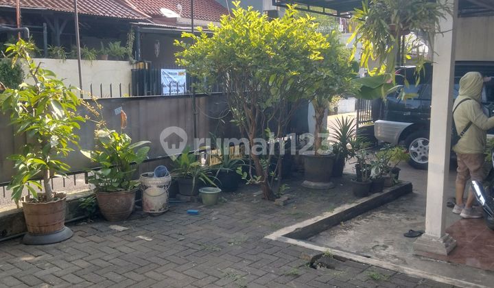 Rumah Luas Hitung Tanah Kemanggisan