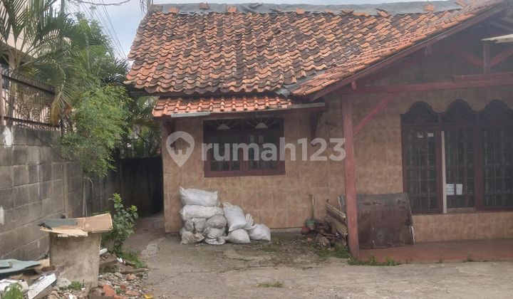 Rumah Tua Hitung Tanah Strategis Kemandoran