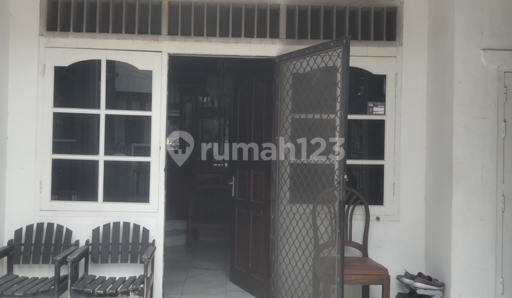 Rumah Bagus Siap Huni Bumi Kemanggisan