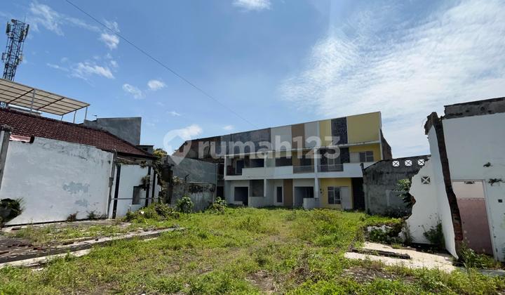 Tanah Siap Bangun, Poros jalan, SHM Split