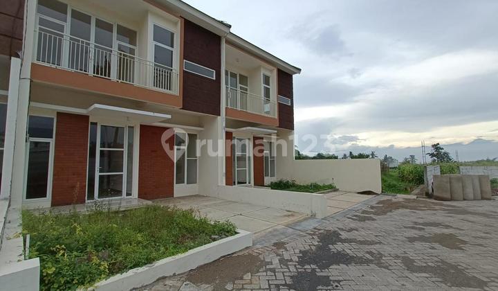 Jual Villa Mewah Dekat Jatim Park, Pemandangan Terbaik, Langsung Huni!